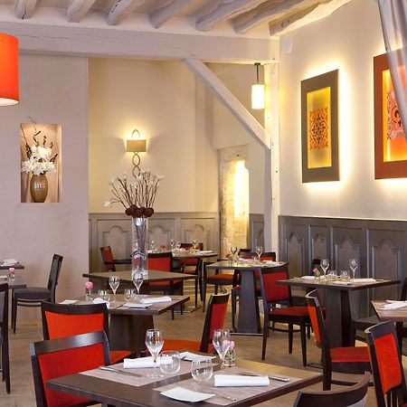 פרובן Hotel Aux Vieux Remparts, The Originals Relais מראה חיצוני תמונה