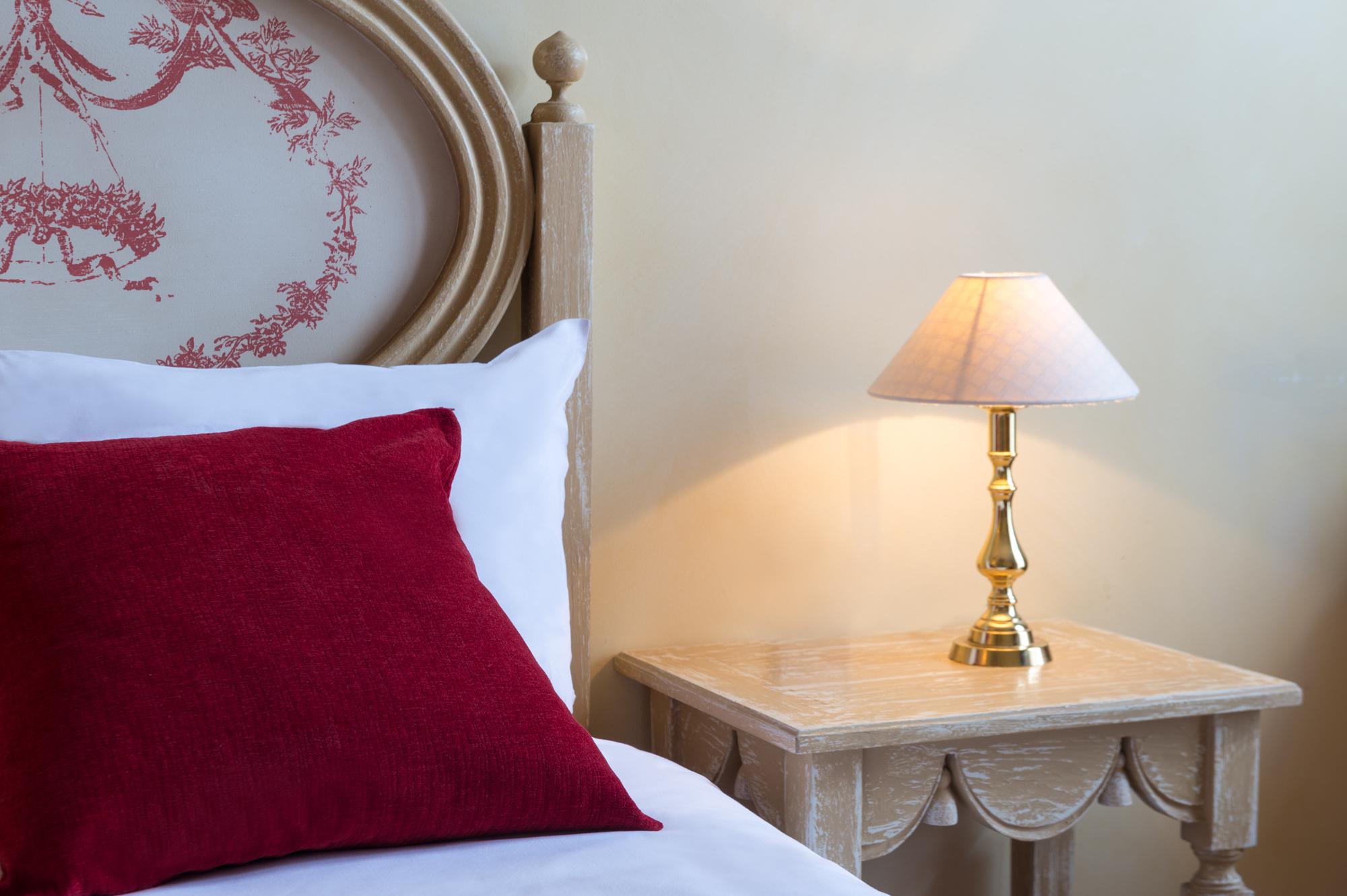 פרובן Hotel Aux Vieux Remparts, The Originals Relais מראה חיצוני תמונה