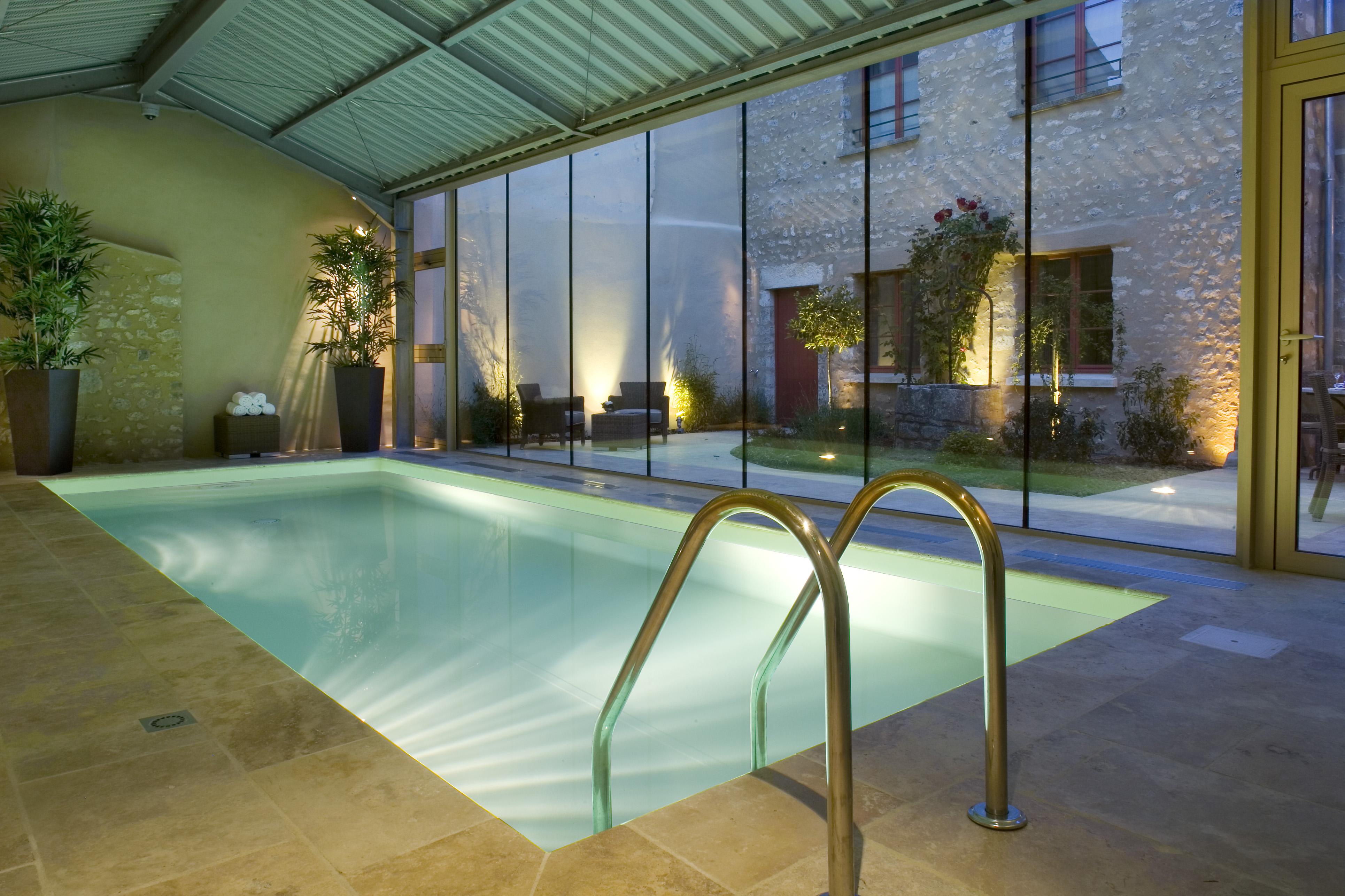 פרובן Hotel Aux Vieux Remparts, The Originals Relais מראה חיצוני תמונה